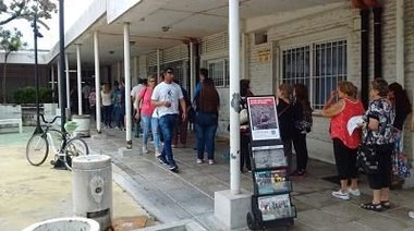 Largas colas en el Cemac para renovar la SUBE