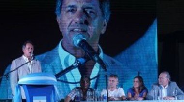 Sin el peronismo nicoleño  se lanzaron Scioli y Berni en San Nicolás