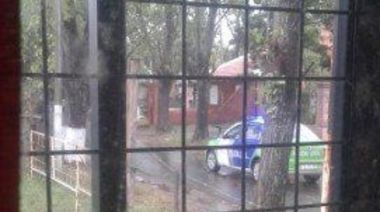 Un barrio estafado y rigurosamente vigilado en Avamba´e