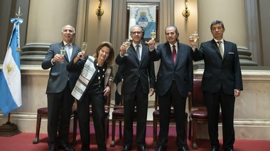 El viernes 28 se tratará la suspensión del aumento de tasas en el HCD