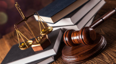 Abogados.  Monto de la matrícula anual