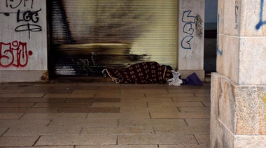 Frazadas para el frío, la campaña municipal de pedir 