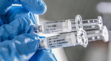 Comienza la distribución de 500.000 vacunas de Sinopharm en Argentina