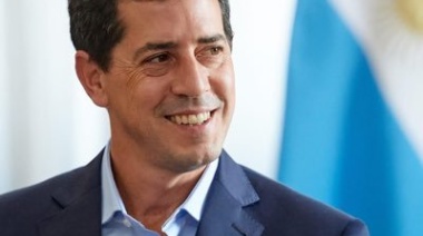 Wado de Pedro,  contra el fallo de la Corte Suprema por considerarlo antifederal  y a costa de las Provincias