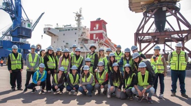 Alumnas y alumnos visitaron el Puerto de San Nicolás
