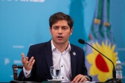 Kicillof presentó un proyecto de ley para que Provincia gestione la compra de vacunas por su cuenta