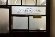 La lista de Fuerza Patria no figura en tres distritos y hay bronca de La Cámpora