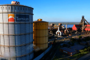 Ternium cumplió su amenaza , apagó el alto horno de San Nicolás y el jueves paro. Rocca lo hizo