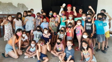 El Teatro de Títeres “Diabolo”, culminó su presentación en el Programa “Verano ATR”