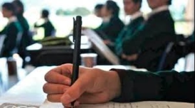 Las cuentas de "Chismes, Difamaciones y Confesiones" que se extienden en las escuelas.