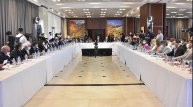 “Ya está superada definitivamente la etapa del aislamiento total”