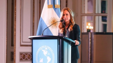 Tolosa Paz ante empresarios de comercio y producción