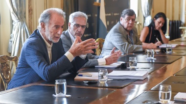 El gobierno trabaja en estrategias de financiamiento para la ampliación de sistemas de riego en 12 provincias