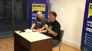 Ayer se brindó una charla “Problemática Cultural en San Nicolás” en la sede de “Primero San Nicolás”