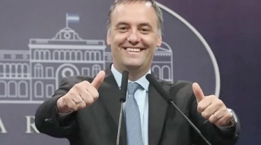 Pasadas las 18hs del viernes, se anunciaron despidos masivos en el Estado. Celebran Adorni y Milei