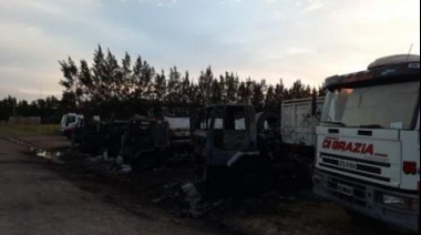 Cinco camiones de transporte Di Grazia se incendiaron. No sería la primera vez