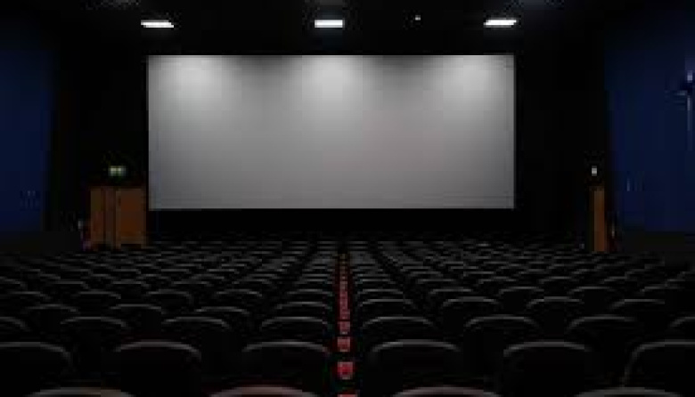 Mostrar la hilacha.  El cine no es mérito de Santiago Passaglia ni del municipio, es de un privado que quiere invertir en la ciudad