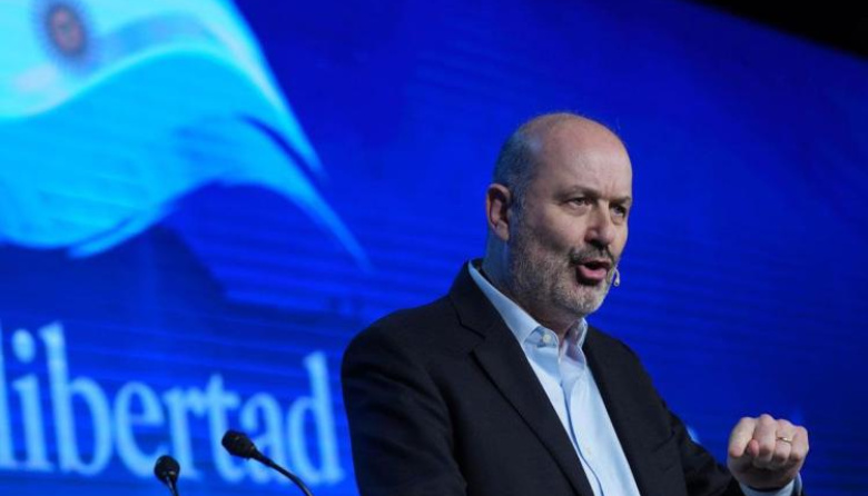 Reforma laboral libertaria y vacaciones en verano una vez cada 3 años