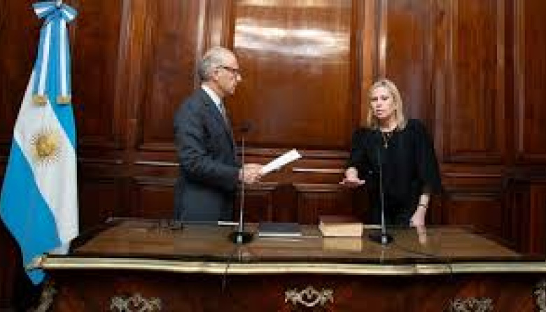 Es Nicoleña, es nuestra. La Dra Nicoleña Ana Beatriz Fernández, juró como integrante del jurado de enjuiciamiento de magistrados de la Nación