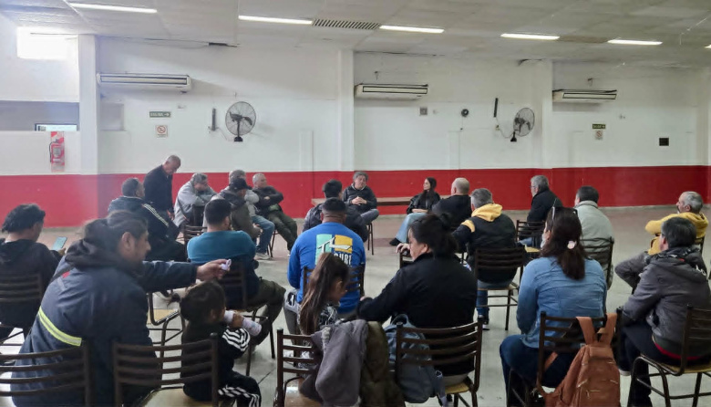 San Nicolás fue sede de un encuentro regional encabezado por el senador Carlos Kikuchi