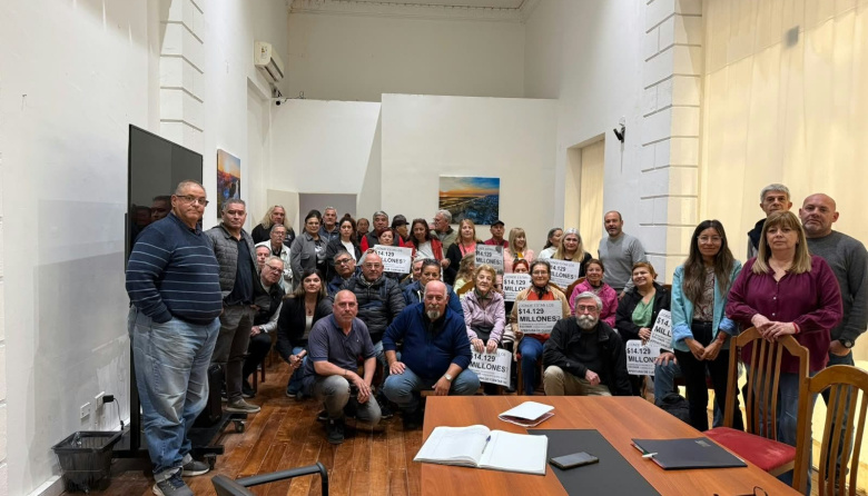 Los  jubilados municipales de San Nicolás, elevaron un pedido en el HCD