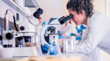 Revelan que solo el 22% de los altos puestos en ciencia y tecnología están ocupados por mujeres