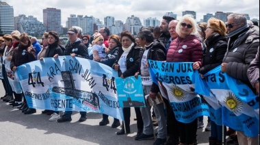 Familiares de marinos del ARA San Juan respaldaron la actuación del juez Martín Bava