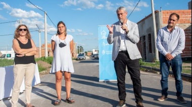 Ferraresi participó de la entrega de viviendas y lotes en San Nicolás