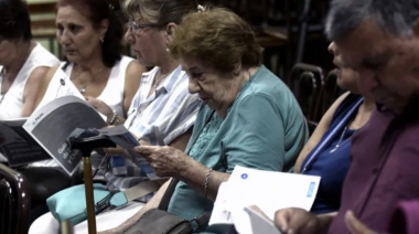 Las jubilaciones y la AUH tendrían un aumento del 25%