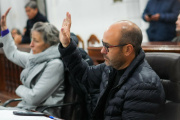 El oficialismo rechazó en el concejo deliberante un proyecto que solo pedía respetar la ley y el derecho de defensa